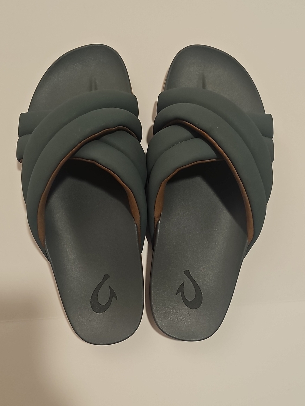 Olukai Hila Slide In Pine Star Size 7 - Picture 5 of 7